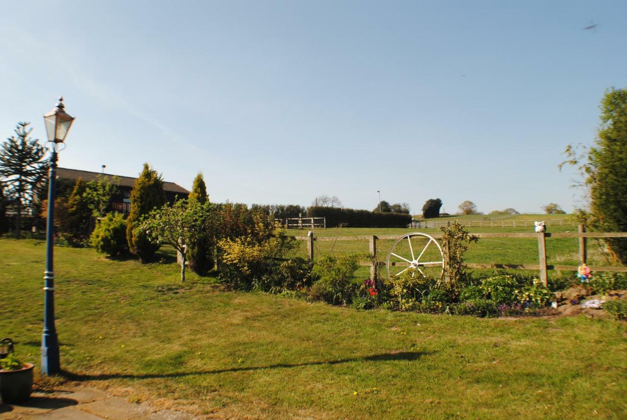 Lionheart Large Luxury Lodge - Sleeps 10- Dog Friendly,Near Sherwood Forest At Fairview Farm Nottingham Great For Family Gatherings ,Groups ,Parties Exterior foto